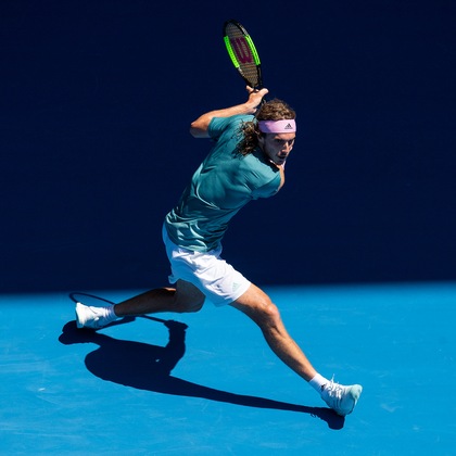 乎年龄的成 乎年龄的成